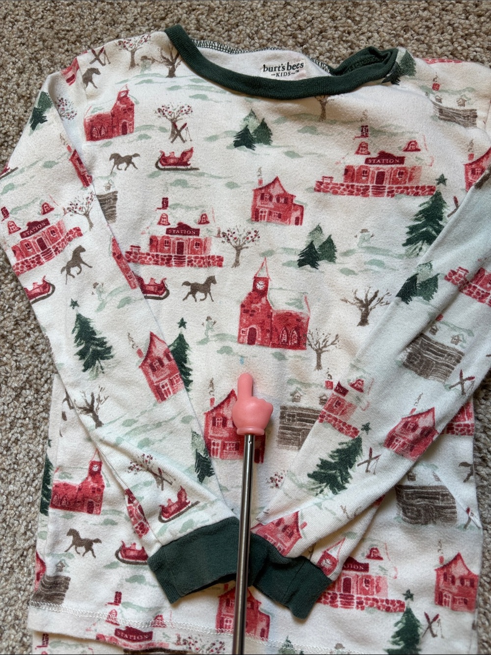 Burt’s Bees Baby 100% Organic Cotton Two Piece Christmas Holiday Pajama Set Sz 6 - Picture 3 of 6